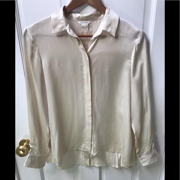Club Monaco Tops - Club Monaco Silk Blouse Size XS